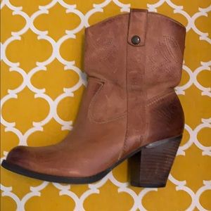 GB boots 7.5 women’s. Great Shape!